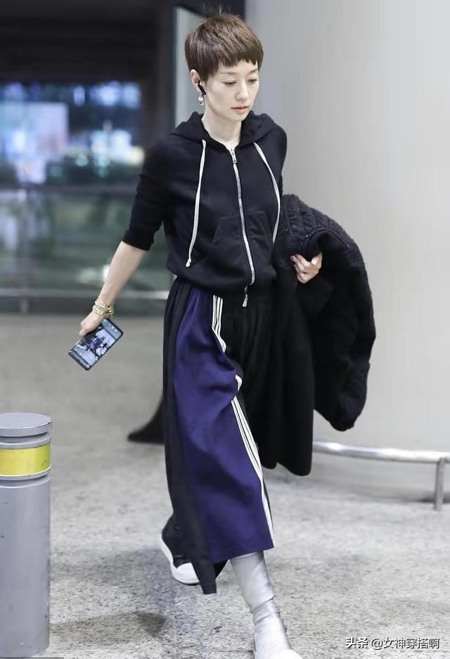 有一种靴叫做马伊琍的“鸳鸯靴”，看着普通，却不是谁都能驾驭的