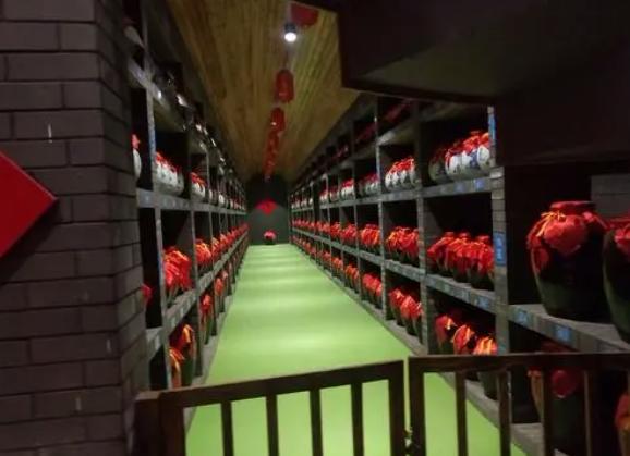 秦池酒怎么衰落的,一代酒王背后的故事