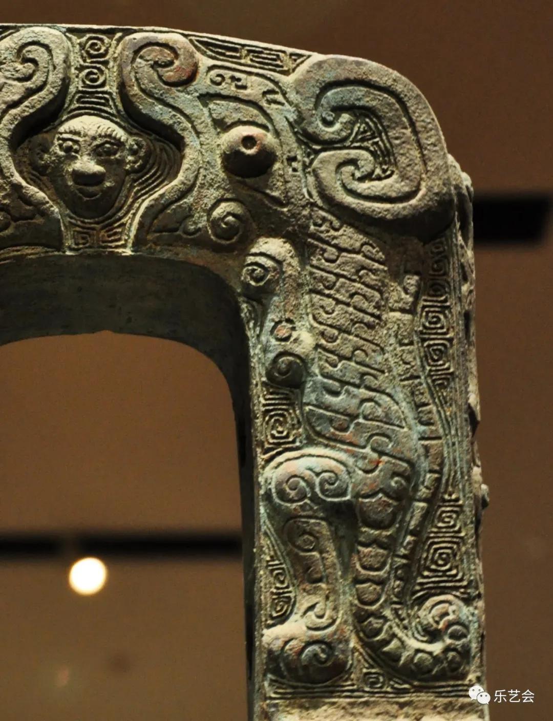 汉代青铜鼎三足鼎价格,海内著名三件青铜大鼎