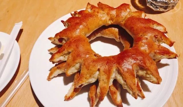 上海美食推荐必吃的餐厅最新,上海最值得去的5家餐厅好吃不贵