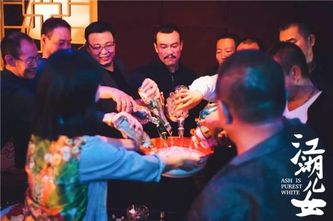 江湖儿女贾樟柯想表达什么,贾樟柯对江湖儿女深度解读