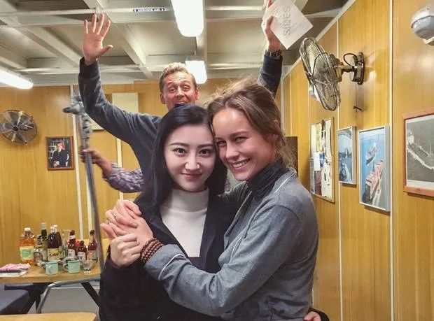 景甜上韩国热搜,景甜上海人间水蜜桃