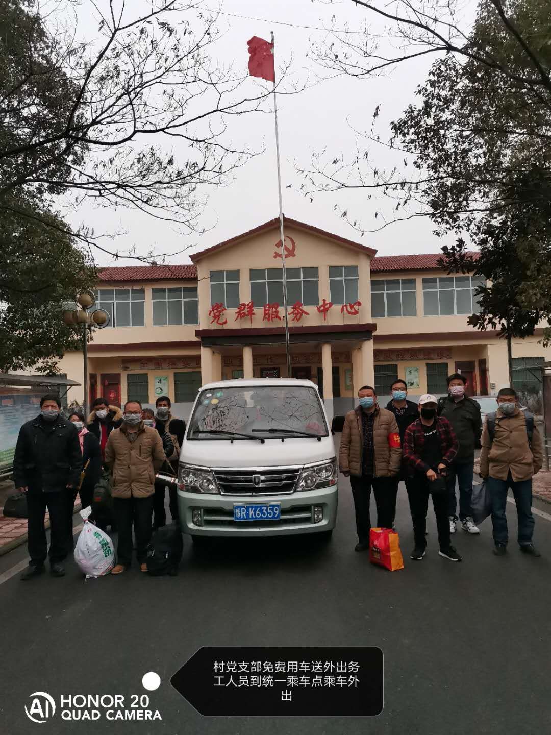 劳动者被隔离怎么算工资,被隔离期间单位扣工资怎么办