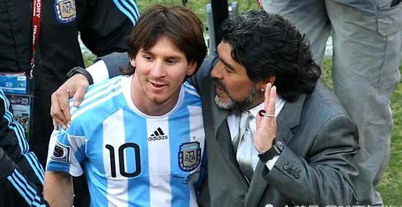 一代球王陨落马拉多纳逝世,一代球王马拉多纳为何死亡