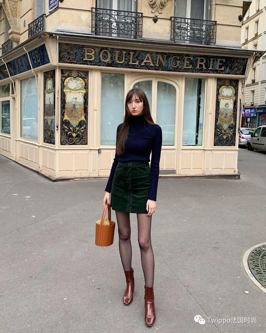 巴黎女孩春天穿什么裙子,法国女人夏天穿什么裙子