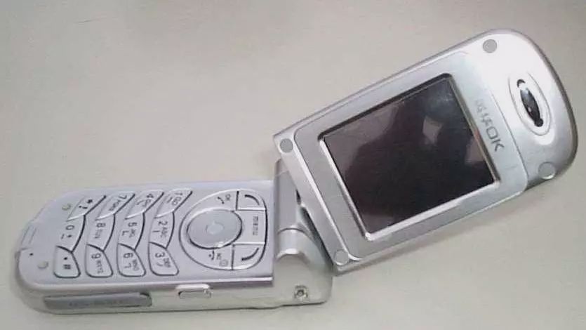 5g时代回顾1g和2g的往事,5g时代手机体验和4g有什么不同