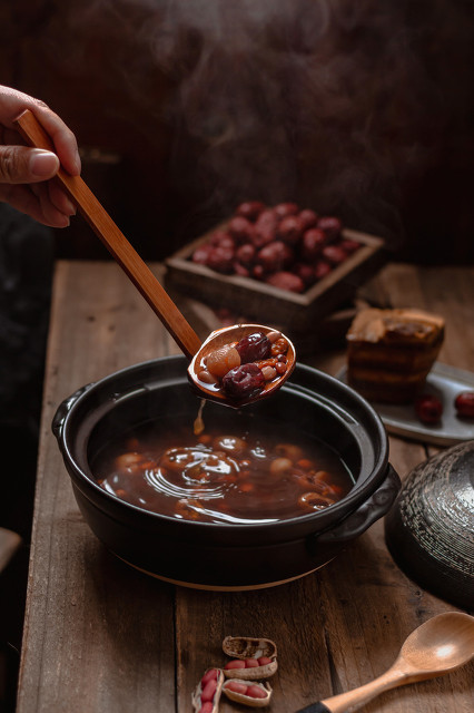 母乳不够吃，孩子可怜妈妈揪心。如何成功追奶成为合格*奶大**牛？