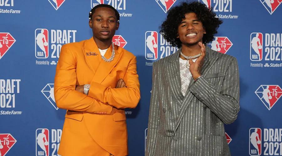 火箭新榜眼格林:虽是个憨憨,也是条好汉