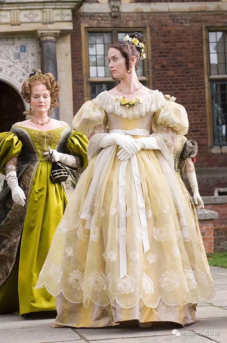 齐名茜茜公主、发明仙裙扶植LV，皇帝夫君却出轨完美皇后百年浮沉