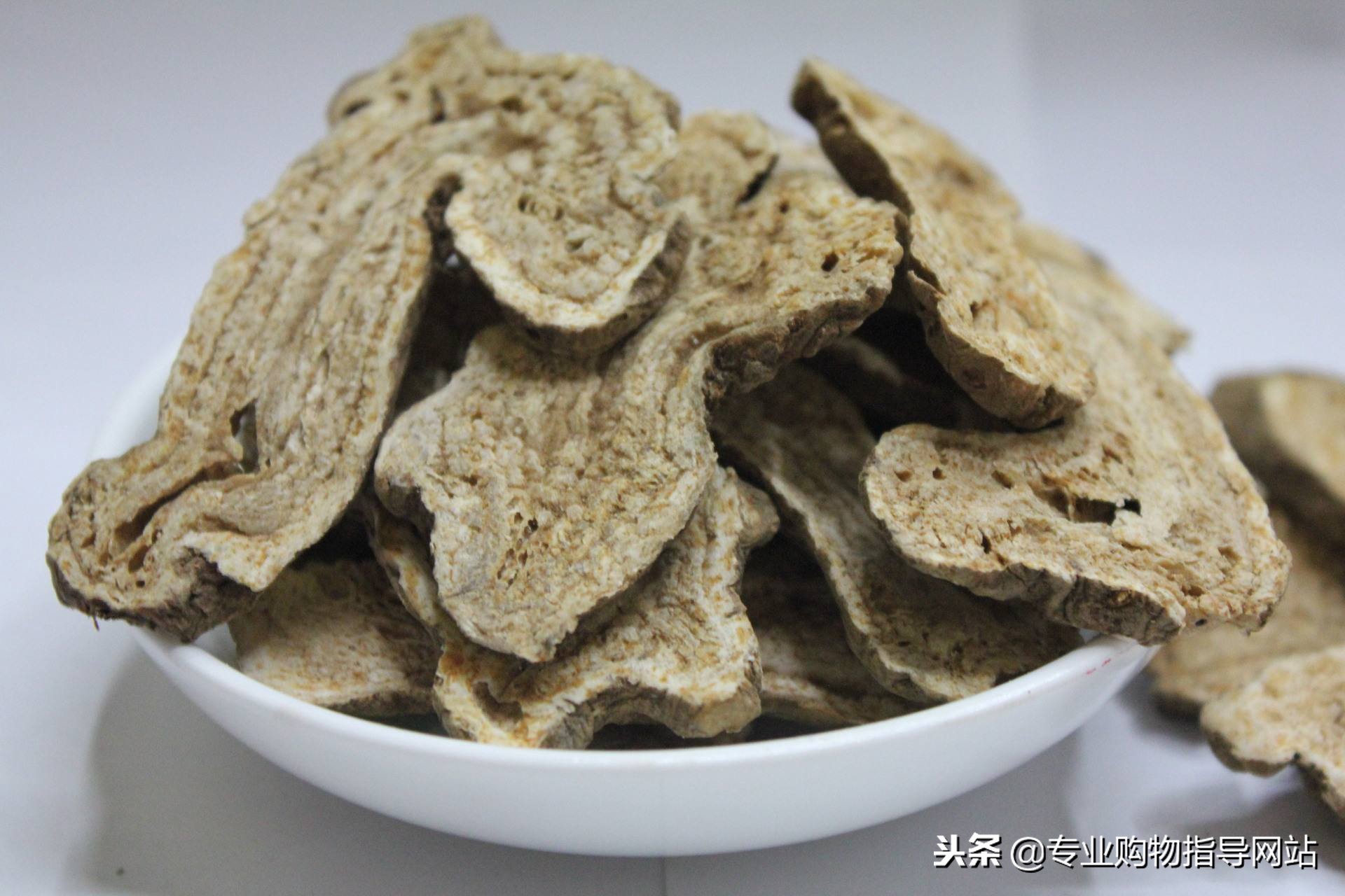 这4种美白成分让你轻松变白,中药美白面膜的七种中药是什么