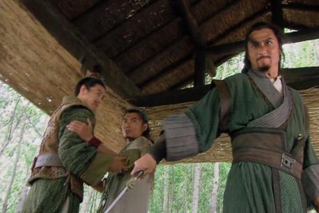 豹子头林冲的个性简介,豹子头林冲的性格和外貌