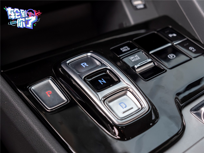 试驾索纳塔领先版,试驾第十代索纳塔有感