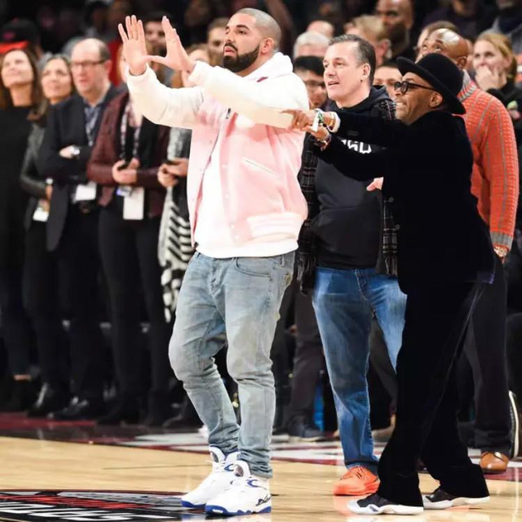 球星上脚的都是什么鞋,众多球星上脚的板鞋