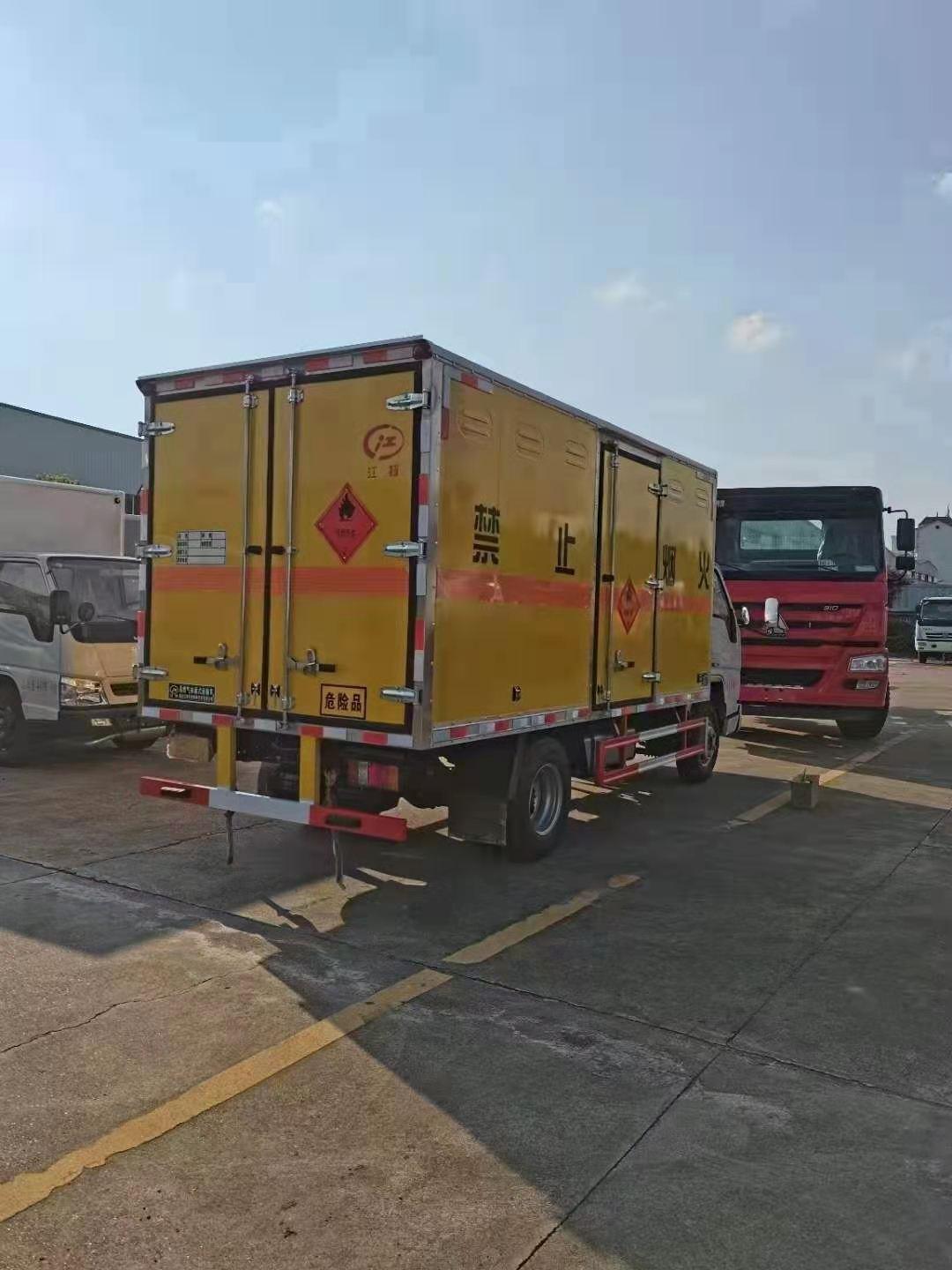 江铃特顺厢式车图片,江铃国六封闭式厢货车