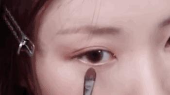 流星眉唇化妆教程,流星眉的化妆方法