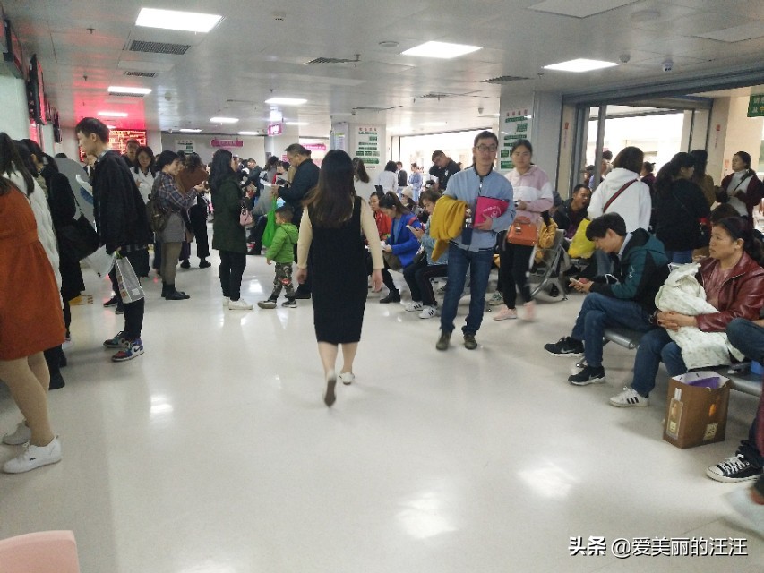 时隔三天再次来到湖北省妇幼保健院，人依然的多，太不容易了！