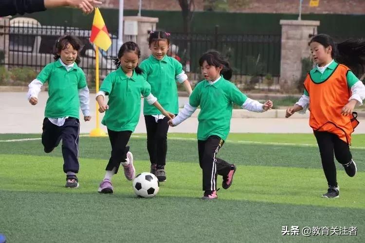 郑州市建设路小学足球,郑州市实验小学足球文化艺术节