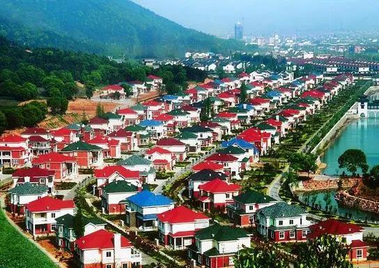 “土豪村”终于没落?曾家家住别墅开豪车,如今负债累累无力偿还