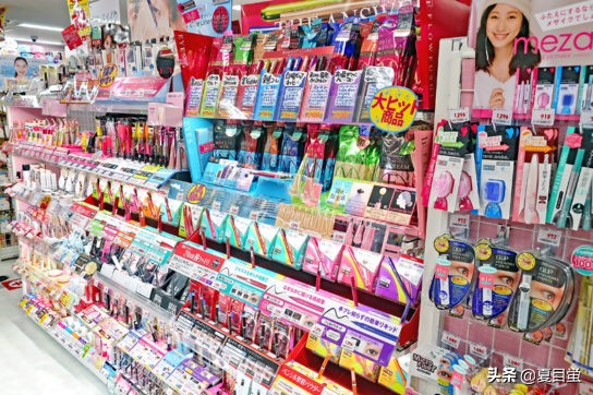 日本药妆店必买水乳,日本药妆店卖生活用品吗