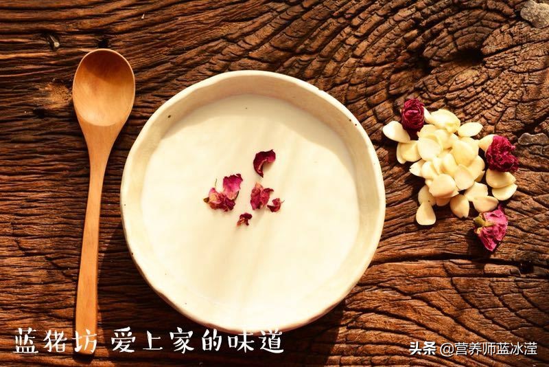 小孩秋冬经常咳嗽要注意点什么,又到了宝宝咳嗽高发期