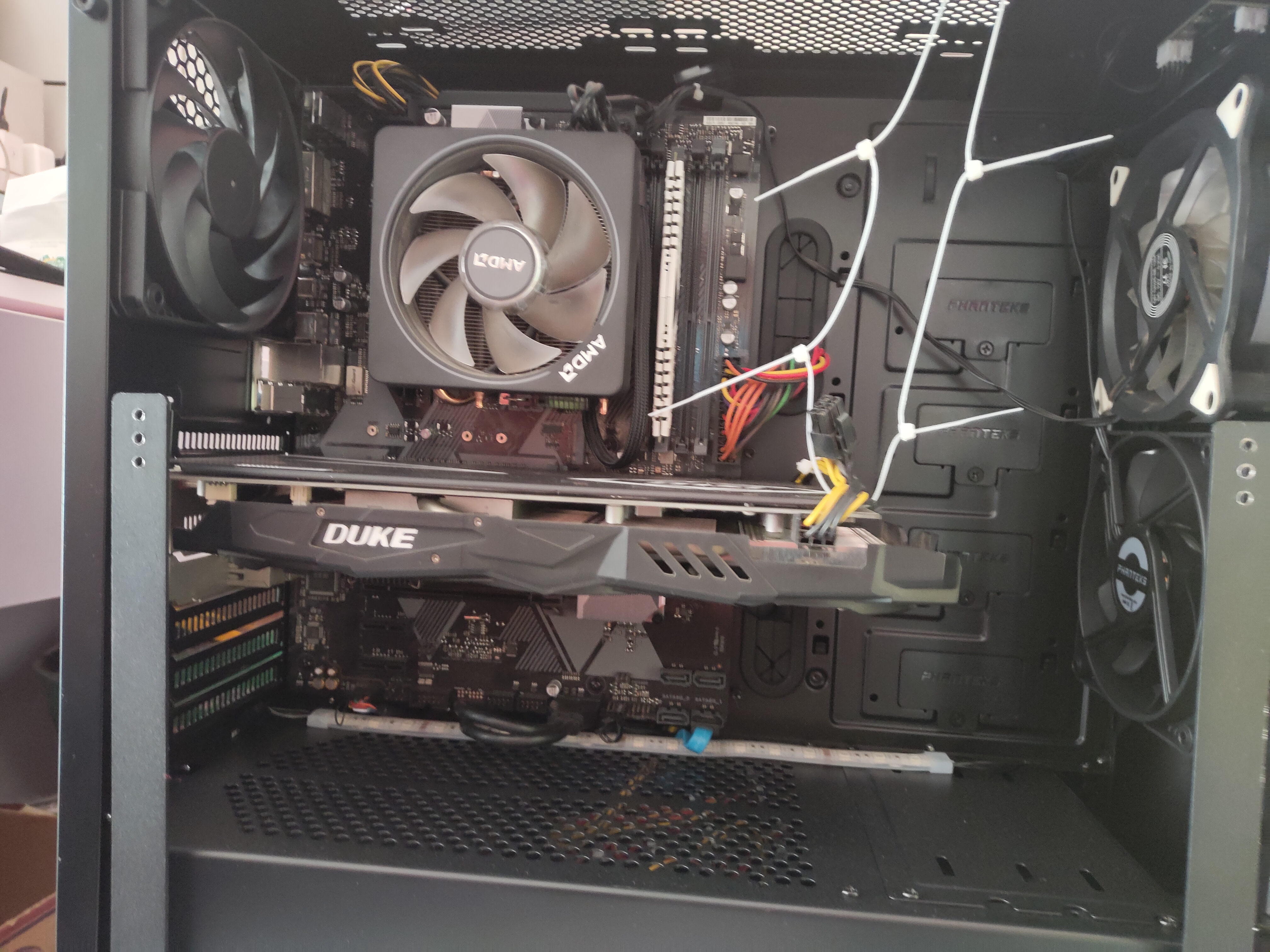 显卡风扇噪音大转速快怎么设置,微星小飞机怎么设置显卡风扇转速