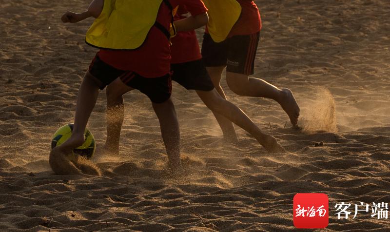 海口暑假足球夏令营,海口青少年军训夏令营