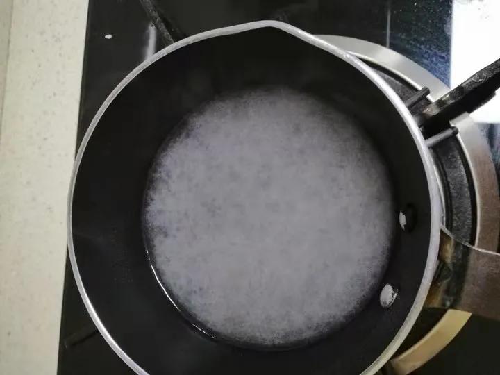 火龙果果冻白凉粉,儿童自制火龙果果冻