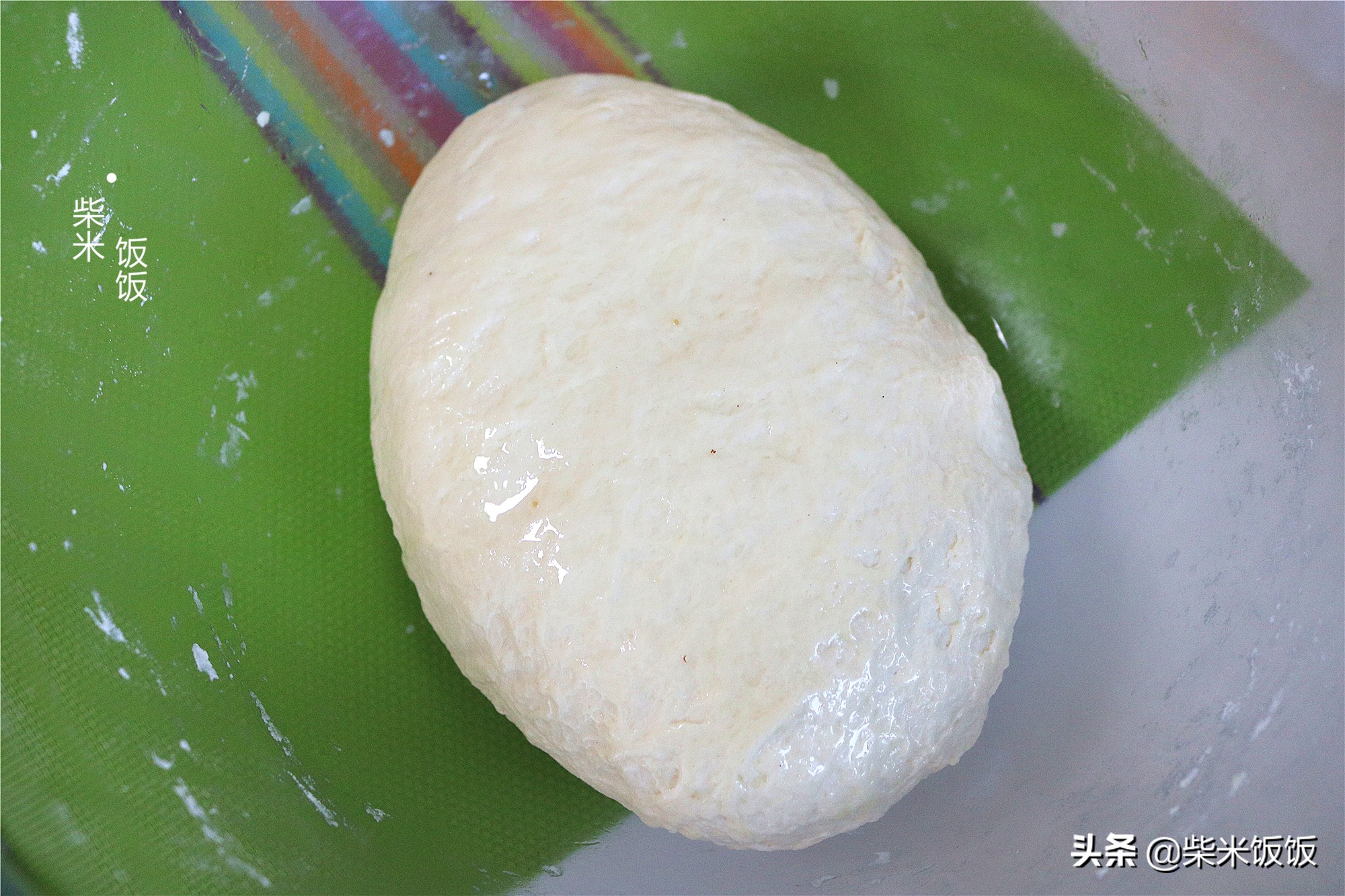 不用泡打粉不用酵母粉炸油条方法,不用泡打粉如何炸油条又脆又蓬松