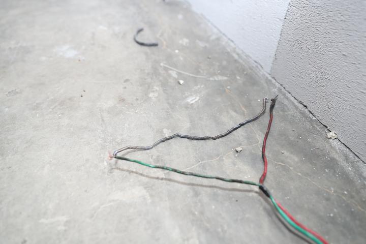 液化气爆燃事故注意事项,液化气火苗爆燃