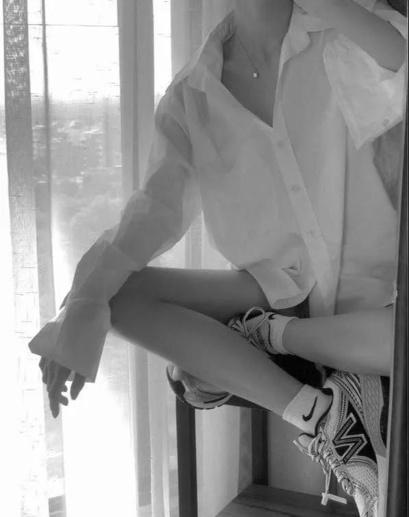 新百伦复古米白鞋穿搭,小红书2020年秋季穿搭