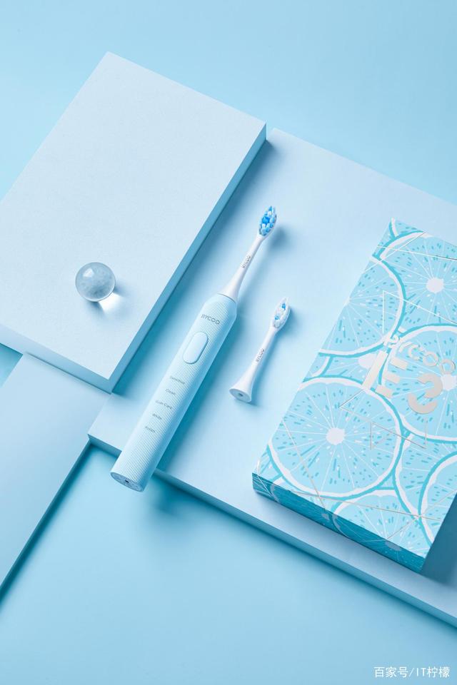 怎么挑选一款性价比高的电动牙刷,电动牙刷怎么选儿童