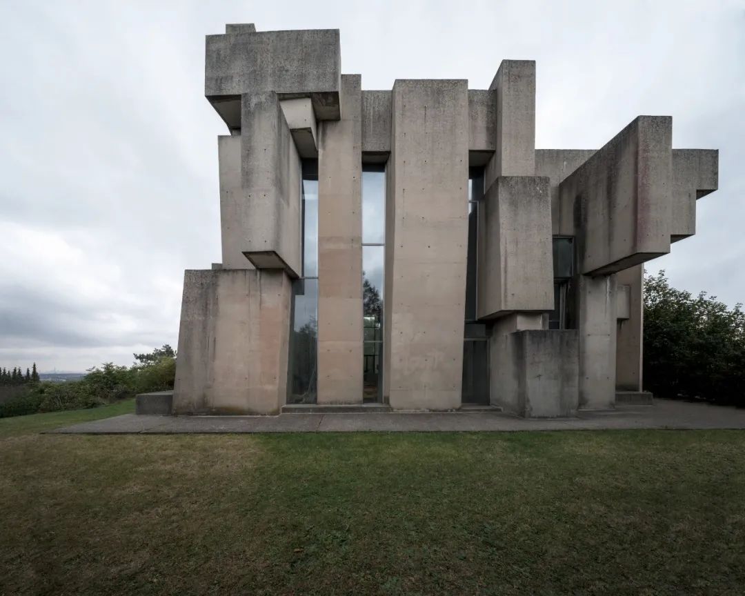 Church丨粗野的力量与信仰