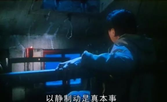 导演界有比张艺谋地位还高的吗,比张艺谋更老牌的导演有谁