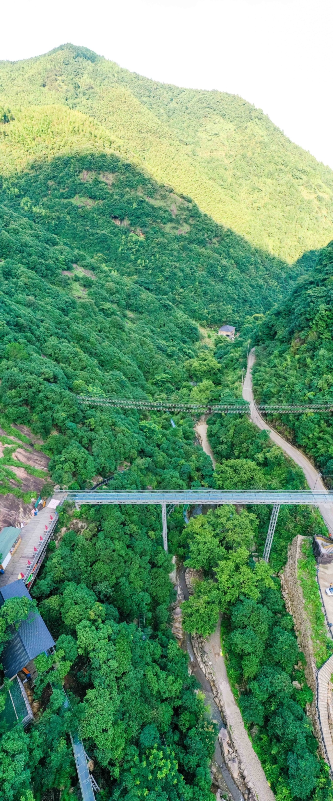 桐庐山湾湾漂流门票多少,桐庐山湾湾漂流景区在什么地方