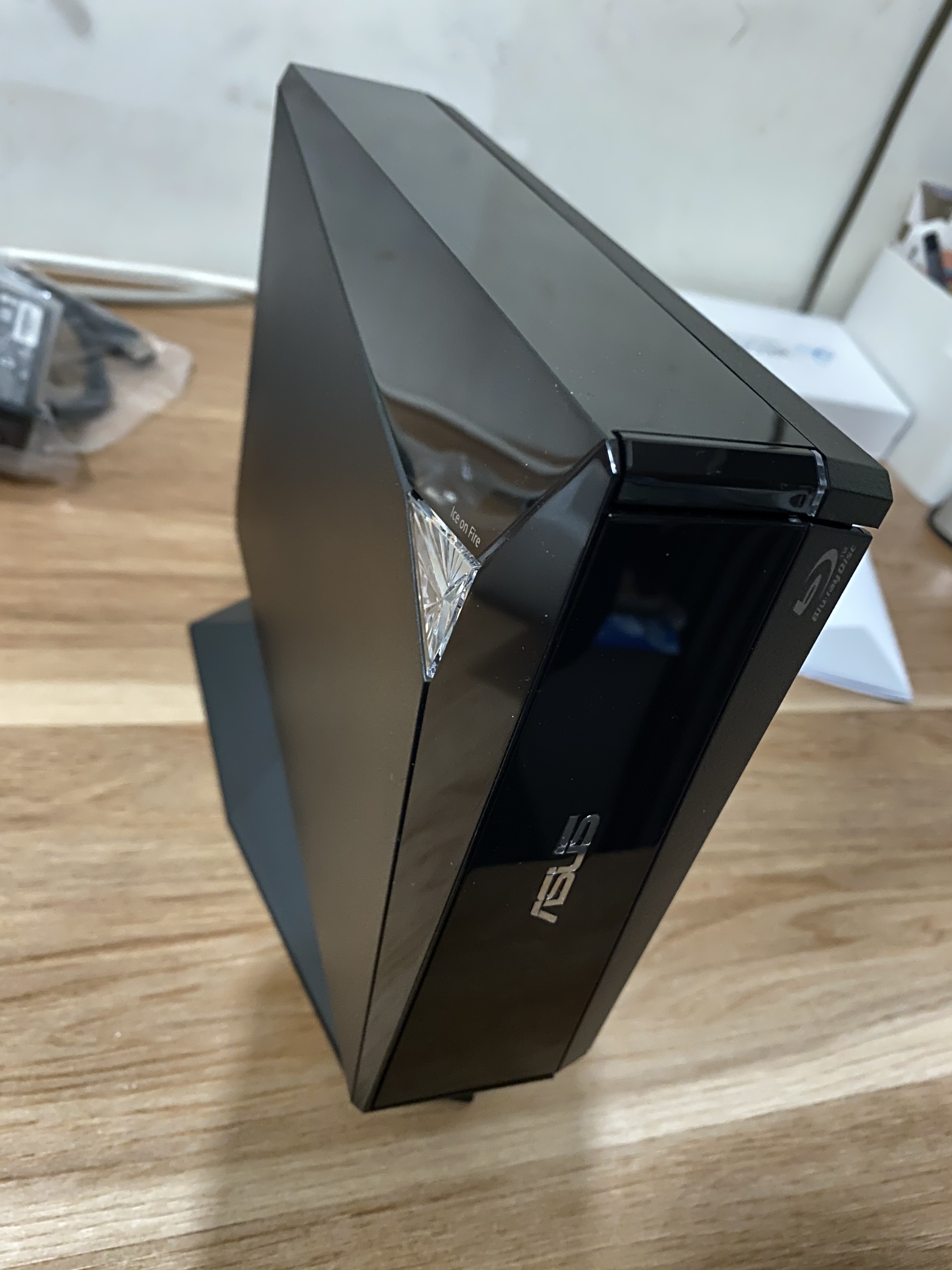 华硕蓝光光驱,华硕蓝光刻录光驱评测