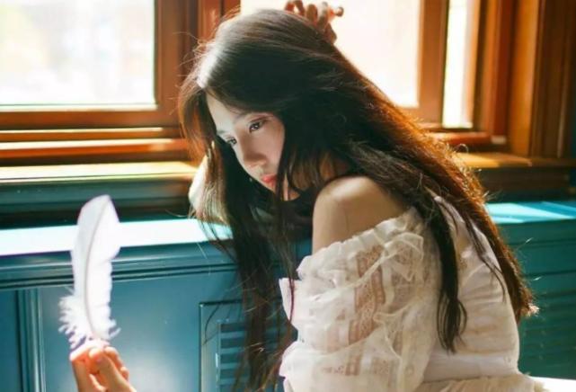 相亲女生忽冷忽热怎么解决,相亲女对我忽冷忽热怎么解决