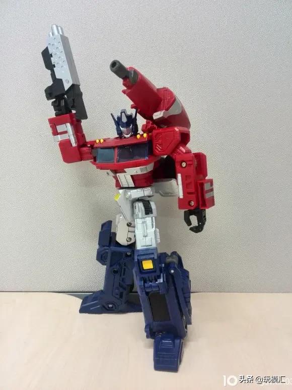 擎天柱电影版ls03玩具,03岁的玩具