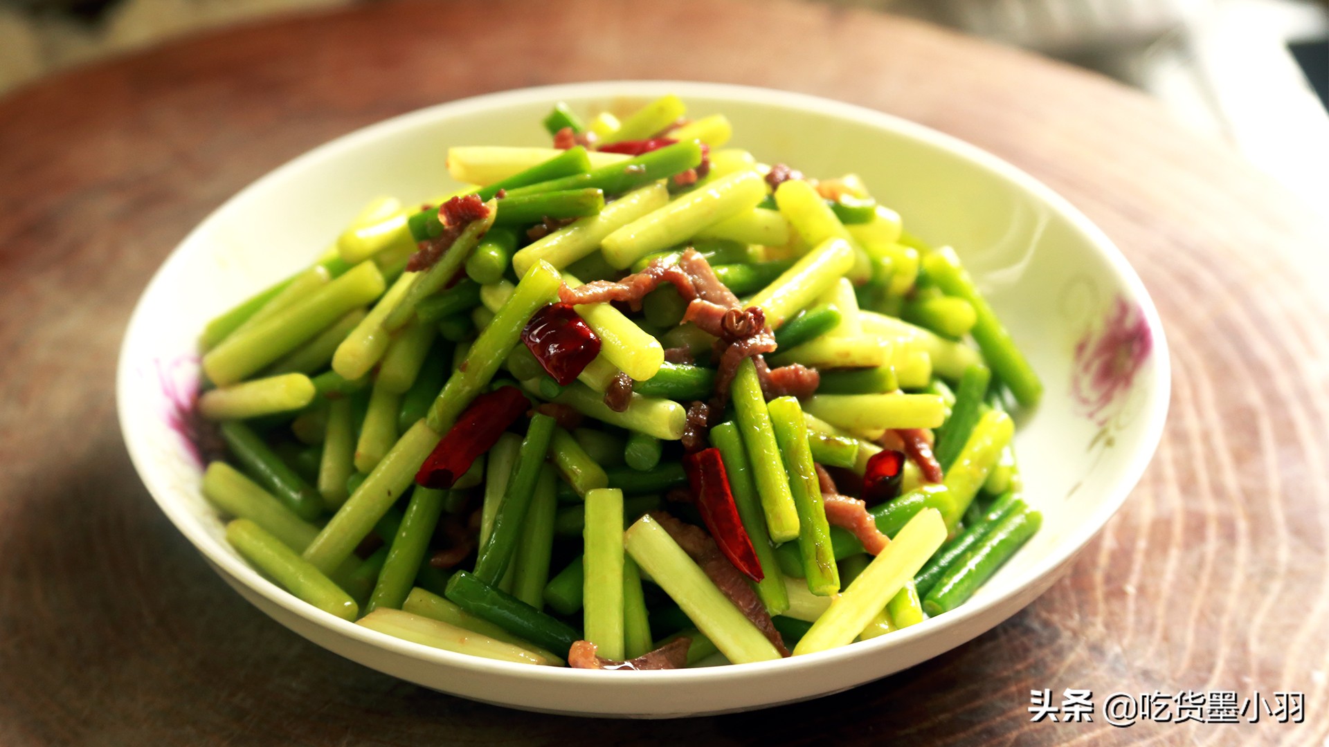 蒜苔怎么炒翠绿爽口,蒜苔怎么炒才好吃家常