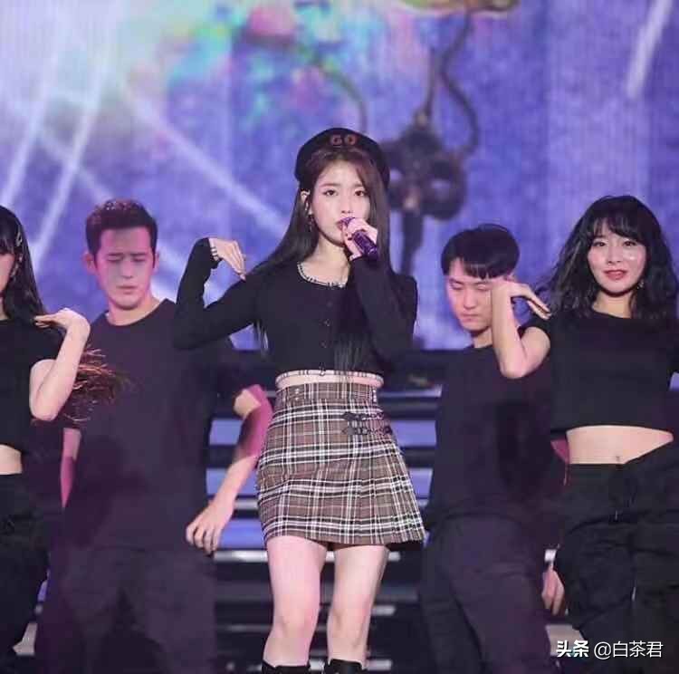 明星同款小众品牌平价衣服推荐,明星同款小众潮牌穿搭