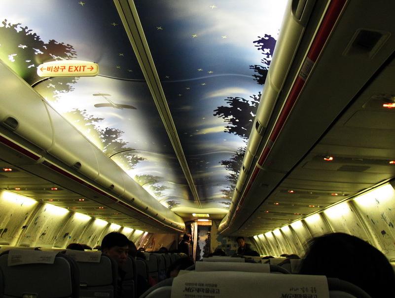 深夜机票贵吗,半夜的机票最便宜