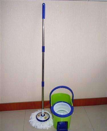 地板清洁不易沾灰,地板老是有灰尘怎么拖才干净