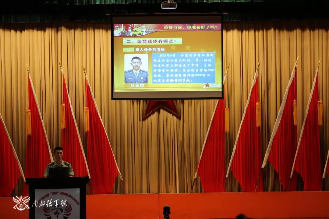 这个旅优秀“四会”政治教员比武秀出一波“新操作”