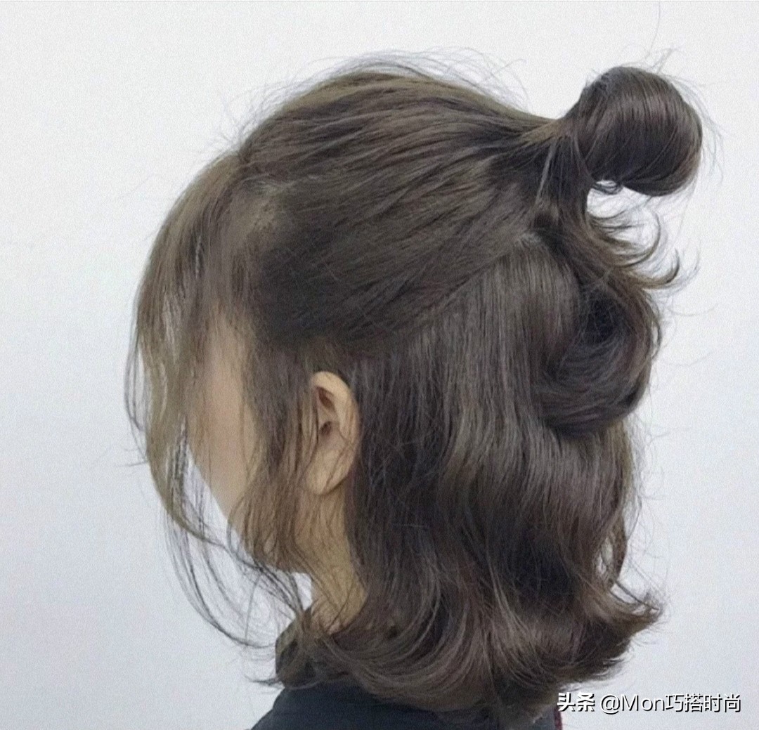 夏天中短发扎发显脸小的教程,夏天短发发型女怎么扎好看
