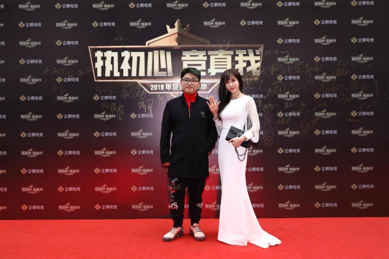 万千粉丝梦寐以求的女神赵世熙!被隔壁老王拐走了!