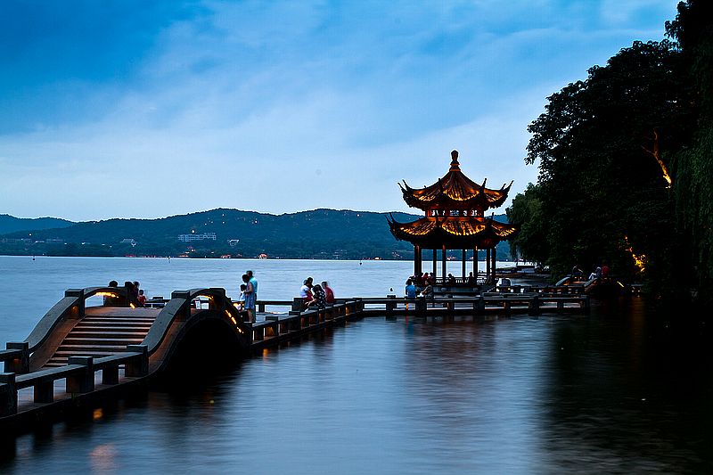 刘长卿四季诗,刘长卿少年行古诗