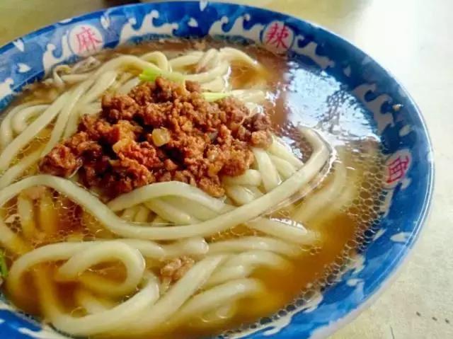 哈尔滨一年四季都得排队吃的美食,一年365天都在吃火锅