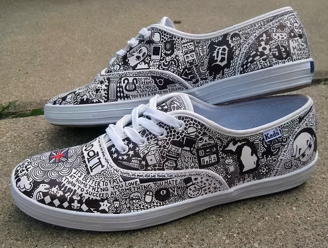 穿腻了小白鞋可以这样来改造,教你把小白鞋变潮流