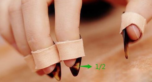 同样的曲子指法会不一样吗,每次弹古筝指法都一样么