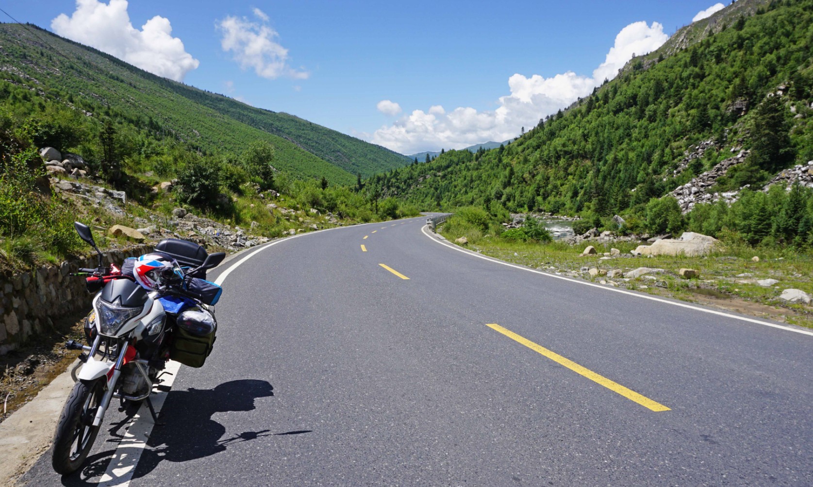 骑越野摩托车去西藏摩旅,摩旅川藏常见的摩托车