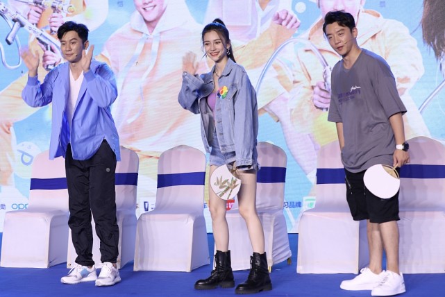 baby的体态,baby侧颜生图